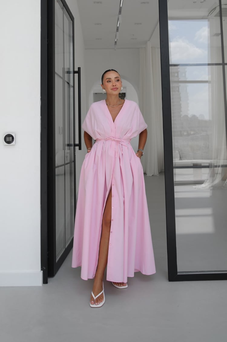 Pembe Belden Bağlamalı V Yaka Elbise