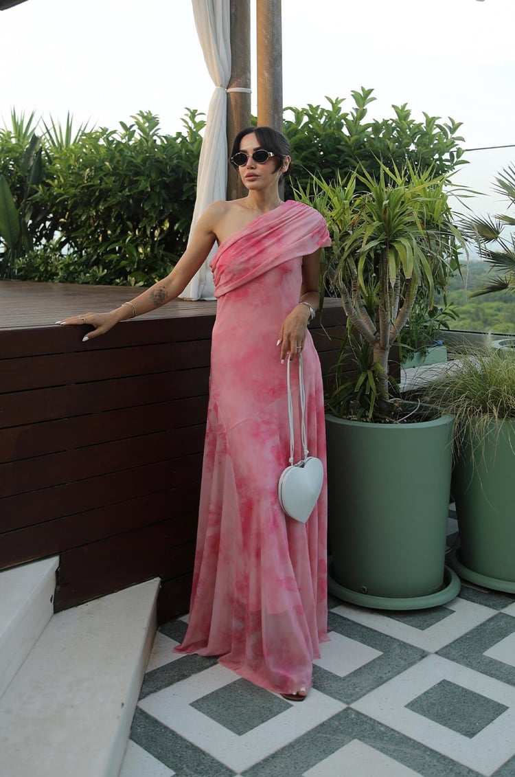 Pembe Desenli One Shoulder Şifon Elbise