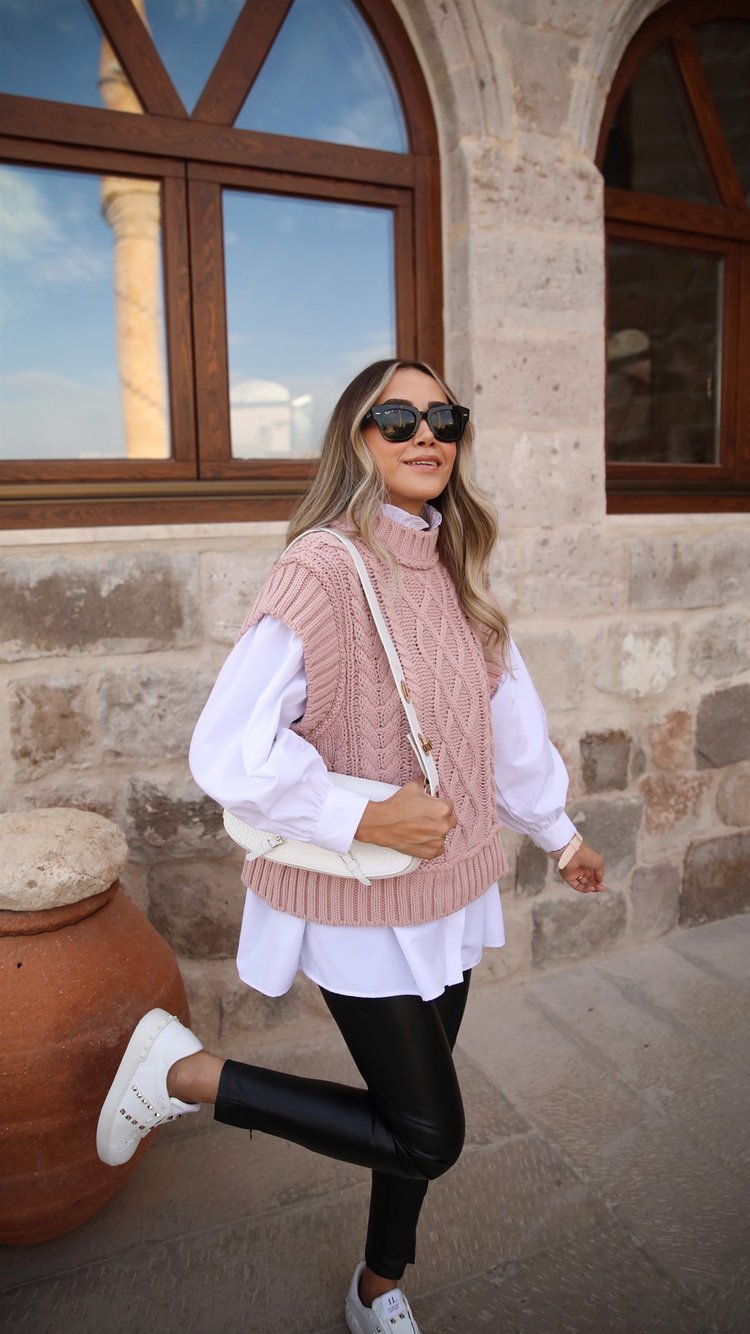 Pudra Dik Yaka Süveter
