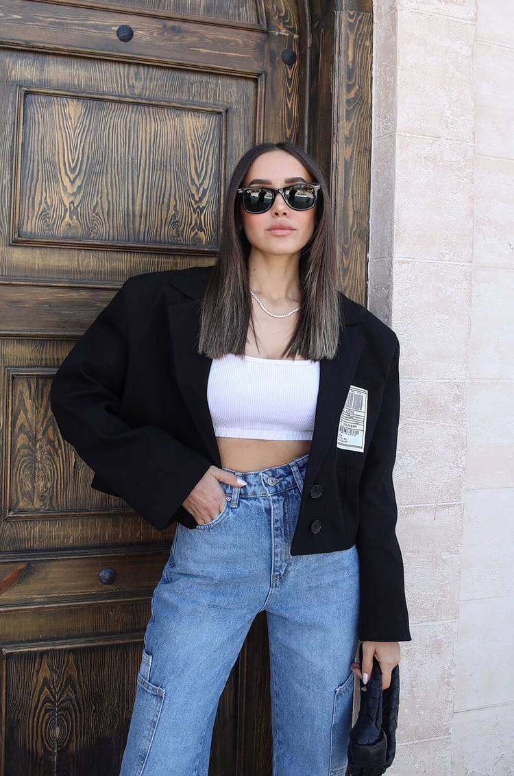 Siyah Armalı Crop Ceket