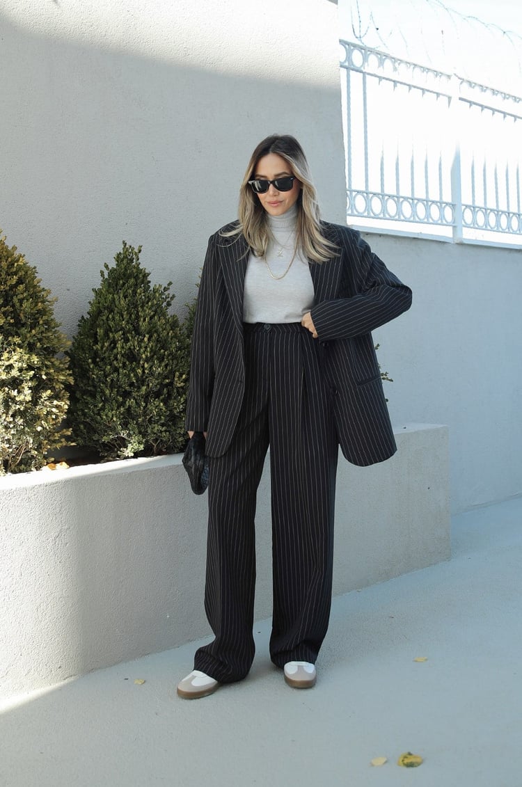 Siyah Çizgili Palazzo Pantolon Blazer Takım