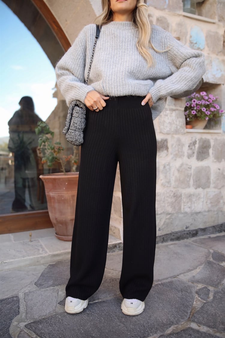 Siyah Fitilli Triko Pantolon