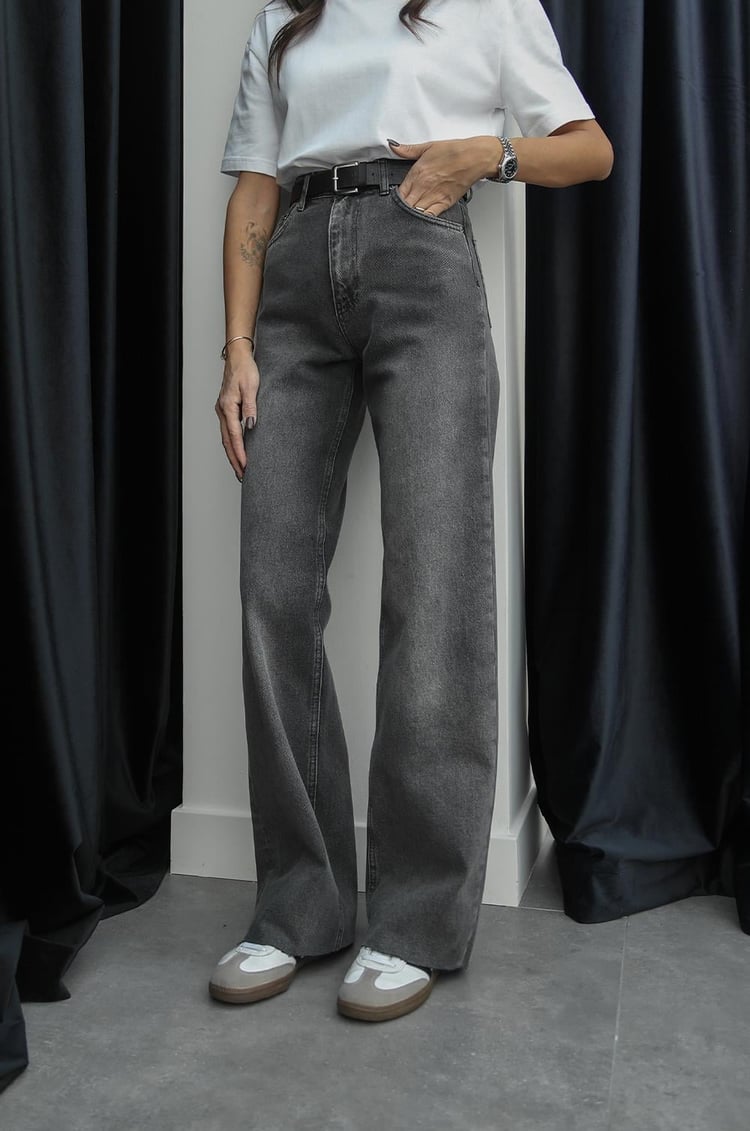 Siyah Kar Yıkamalı Wide Leg Jean