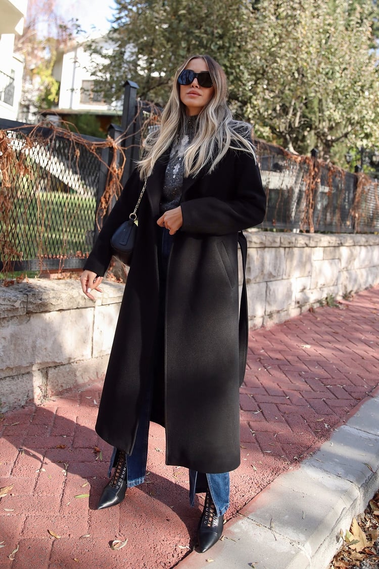 Siyah Kuşaklı Kaşe Kaban