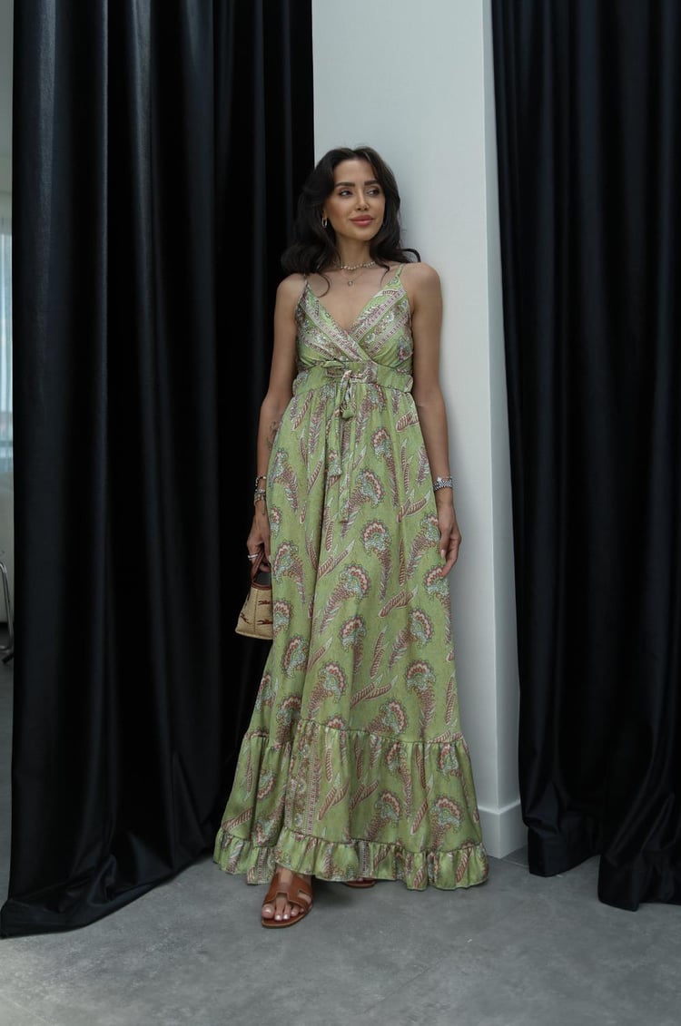 Yeşil Etnik Desenli Saten Elbise