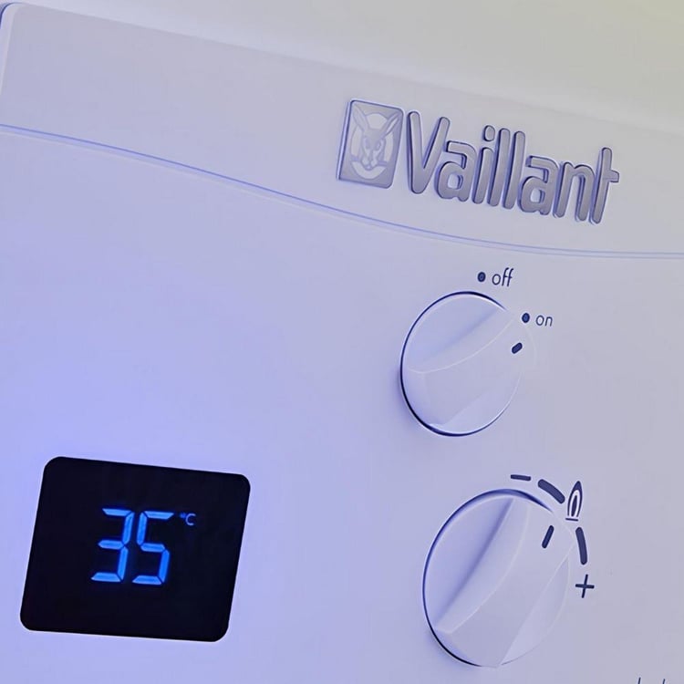 ŞOFBENLER-Vaillant-Vaillant TurboMag Hermetik Şofben 12 litre/dk-VŞOFBEN12