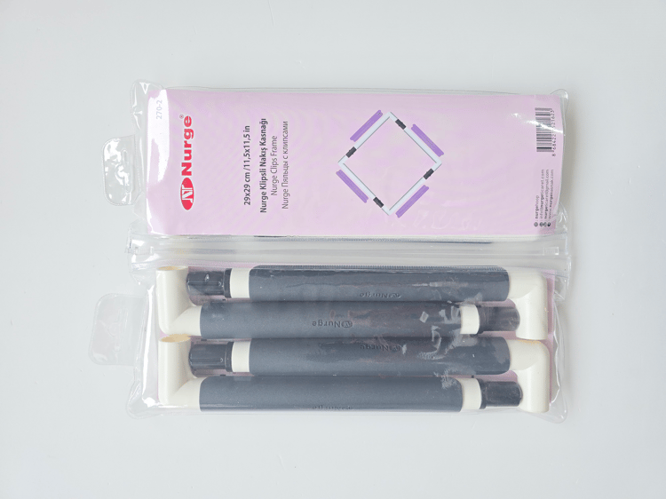 NURGE 21X21 CM KLİPSLİ NAKIŞ KASNAĞI SİYAH