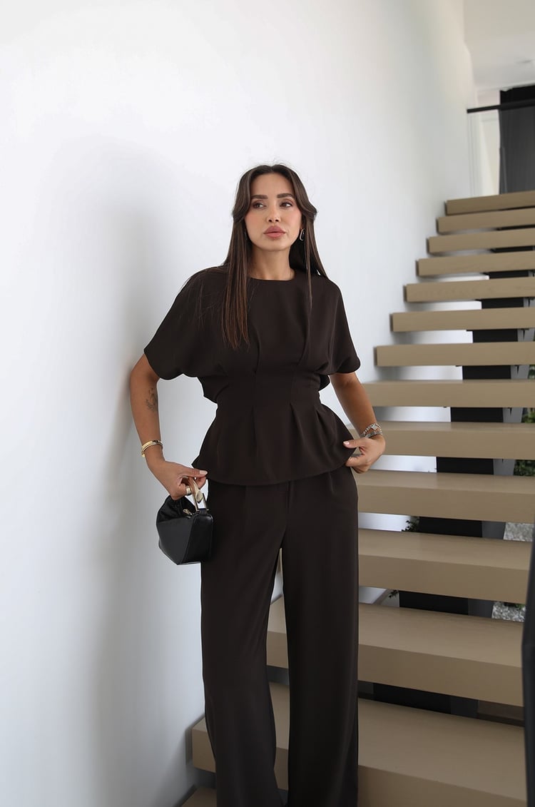 Acı Kahve İp Kemerli Pileli Bluz Pantolon Takım