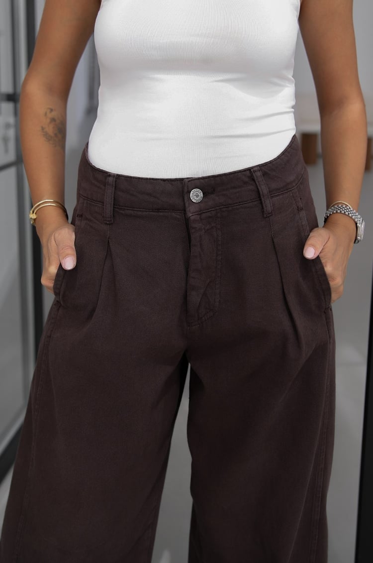Acı Kahve Önü Tek Pileli Wide Leg Jean