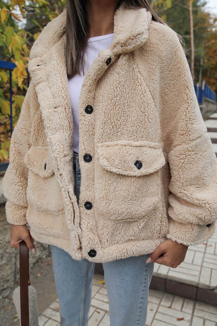 Açık Bej Önü Cepli Peluş Ceket