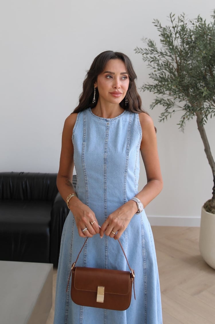 Açık Mavi Dikiş Detaylı Uzun Denim Elbise