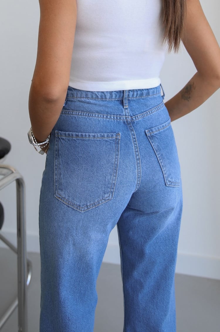 Açık Mavi Kuzmina Straight Jean