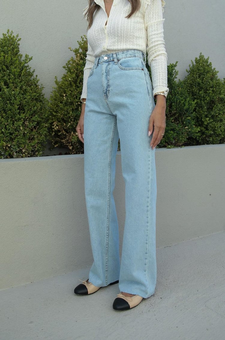 Açık Mavi Straight Jean
