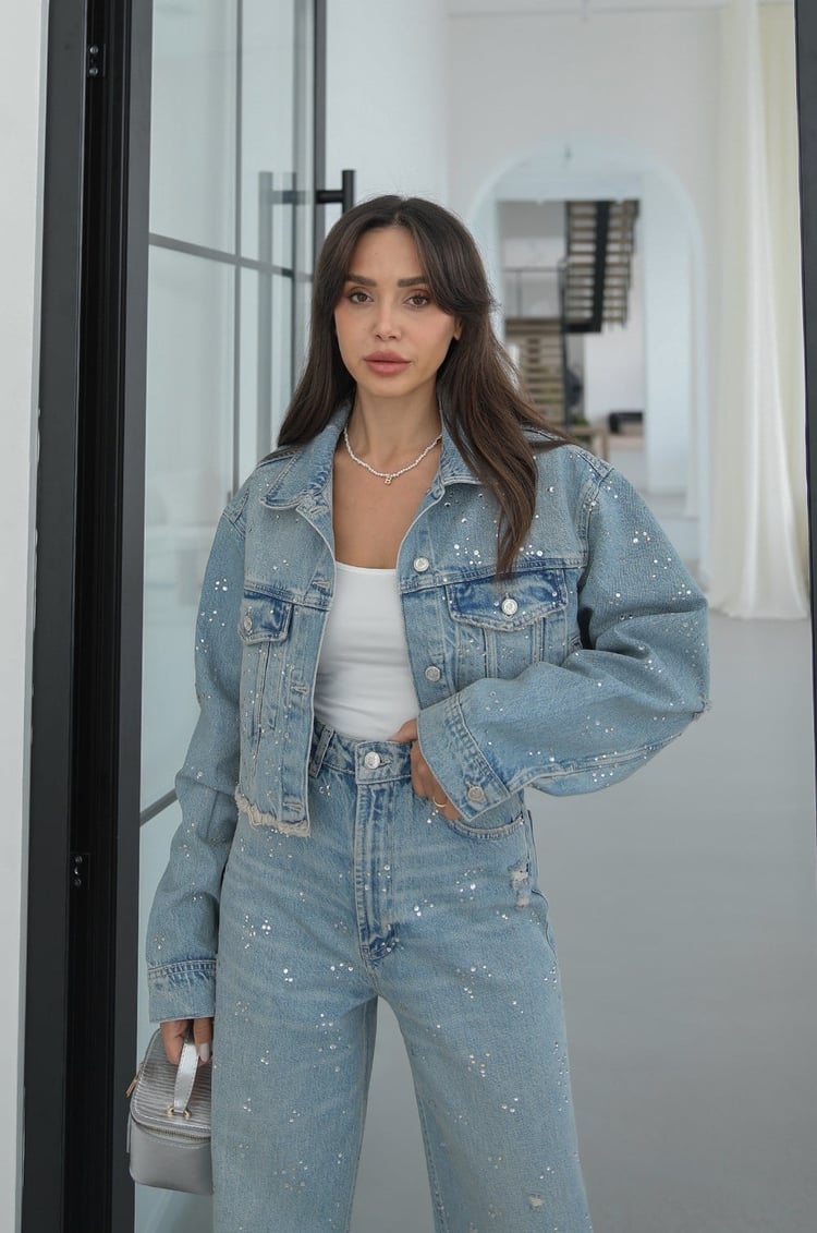 Açık Mavi Taşlı Yırtık Detaylı Denim Takım