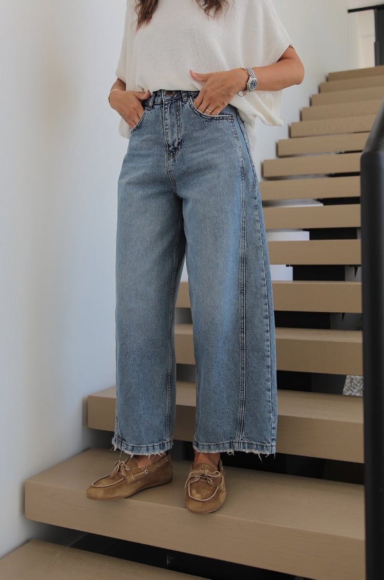 Açık Mavi Yanı Çift Dikişli Mom Jean