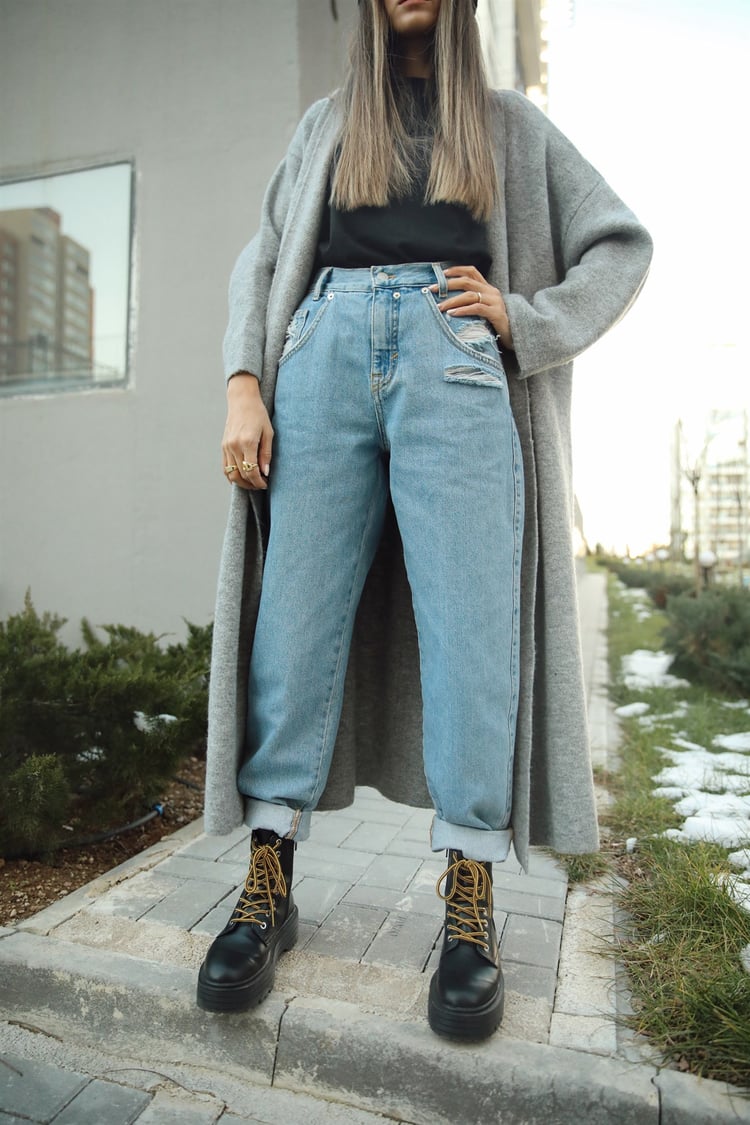 Açık Mavi Yırtıklı Slouchy Jean