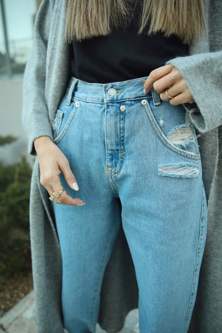 Açık Mavi Yırtıklı Slouchy Jean