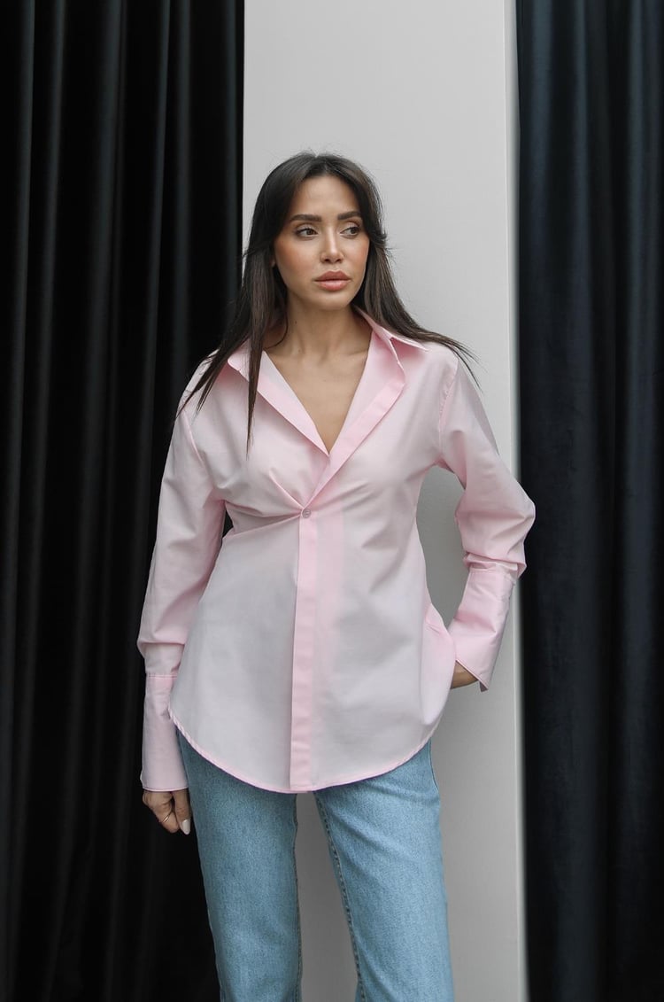 Açık Pembe Arkası Büzgü Detaylı Gömlek
