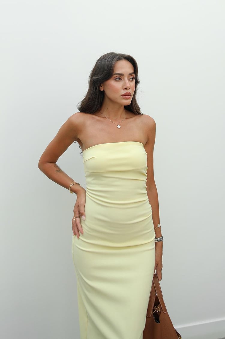 Açık Sarı Yanı Drape Detaylı Staplez Elbise