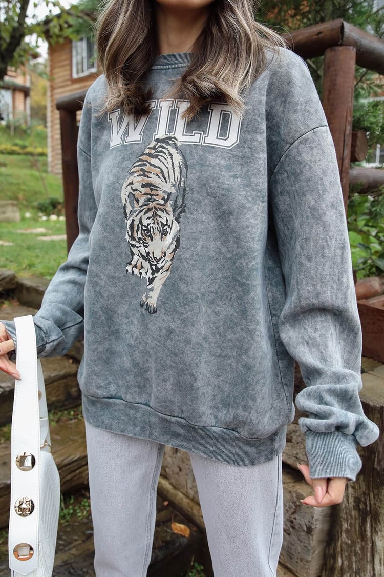 Antrasit Yıkamalı Wild Baskılı Sweatshirt