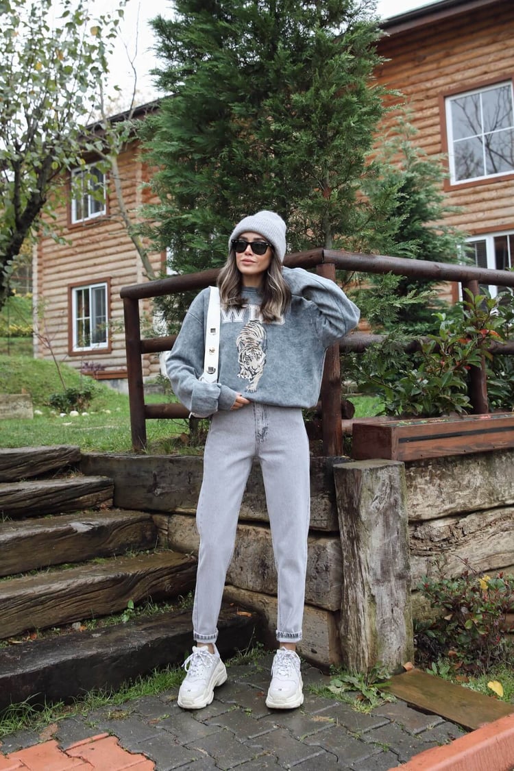 Antrasit Yıkamalı Wild Baskılı Sweatshirt
