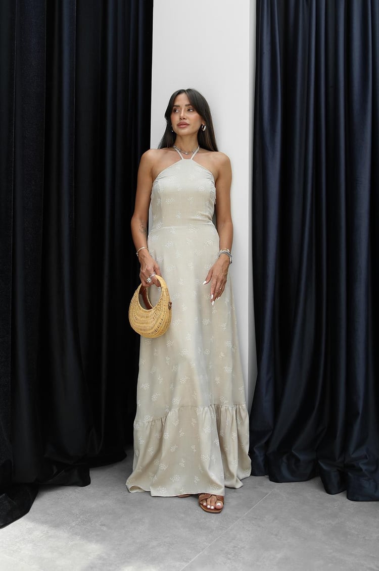 Bej Boyundan Geçmeli Çiçek İşlemeli Elbise