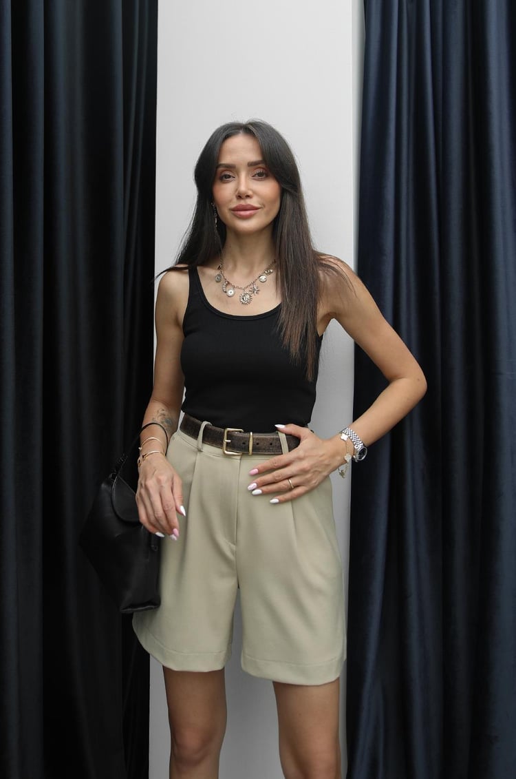 Bej Gizli Kancalı Şort