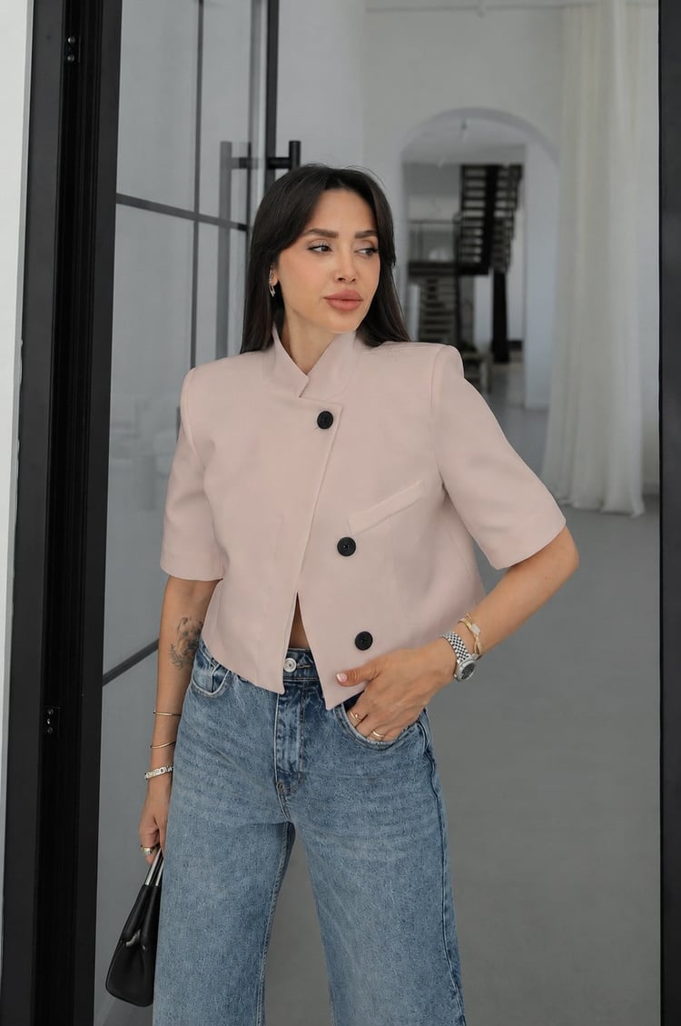 Bej Kısa Kollu Crop Blazer Ceket