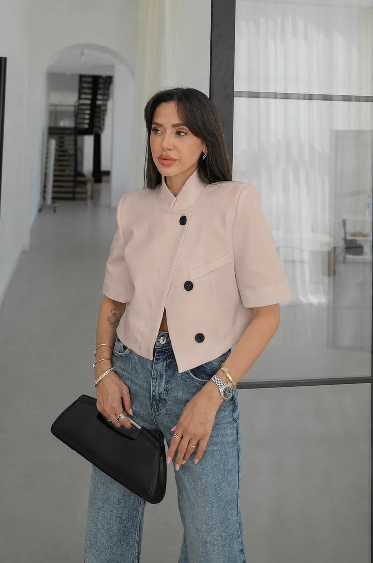 Bej Kısa Kollu Crop Blazer Ceket