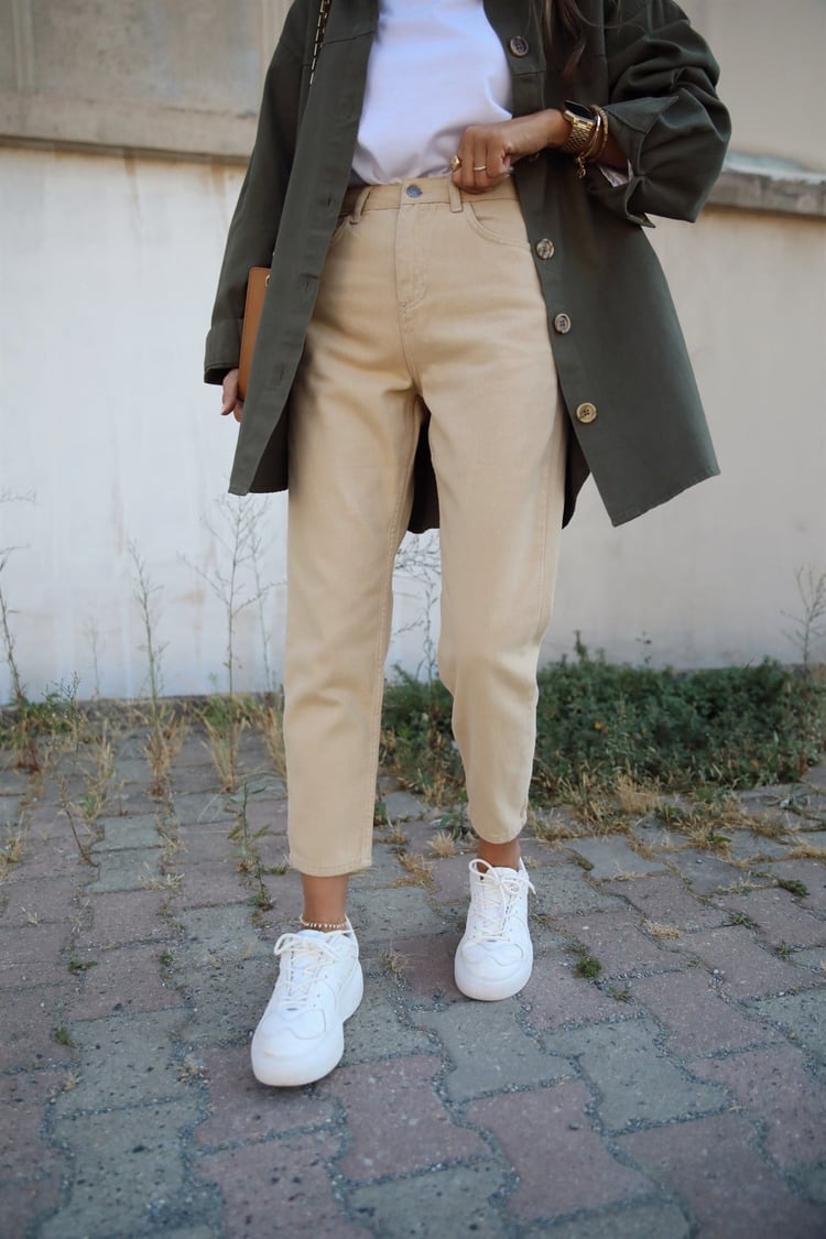 Bej Klasik Mom Jean