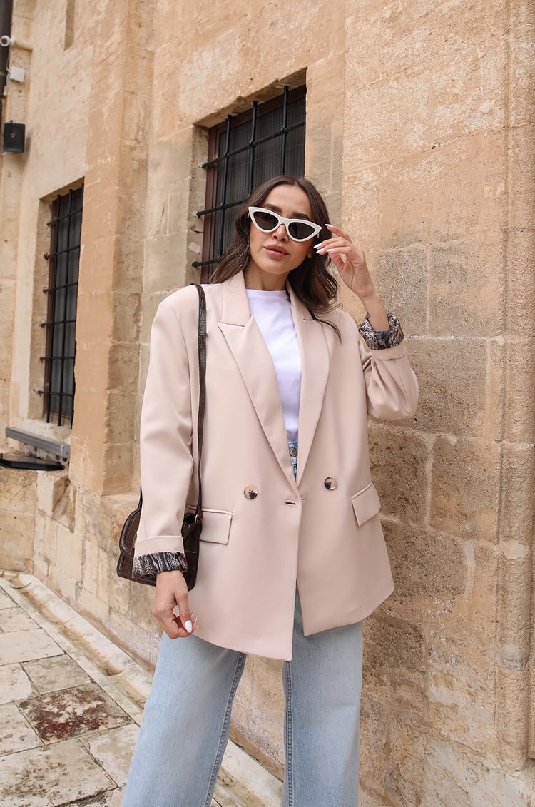Bej Kol Astar Detaylı Blazer Ceket