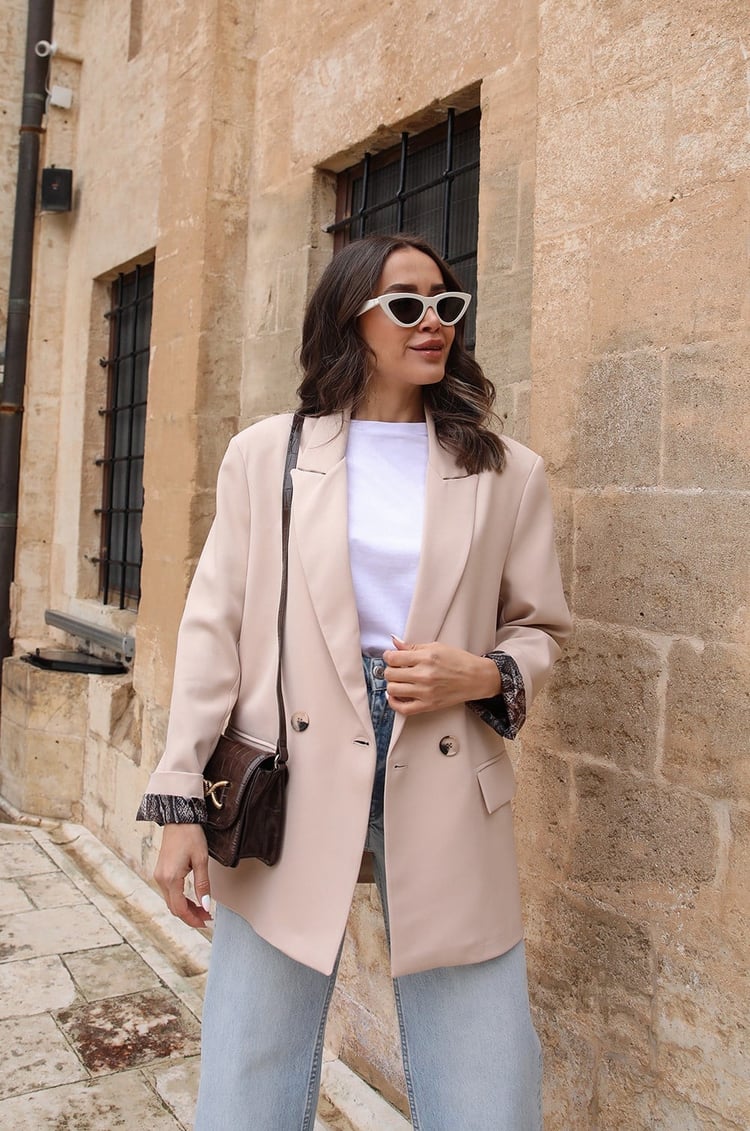 Bej Kol Astar Detaylı Blazer Ceket