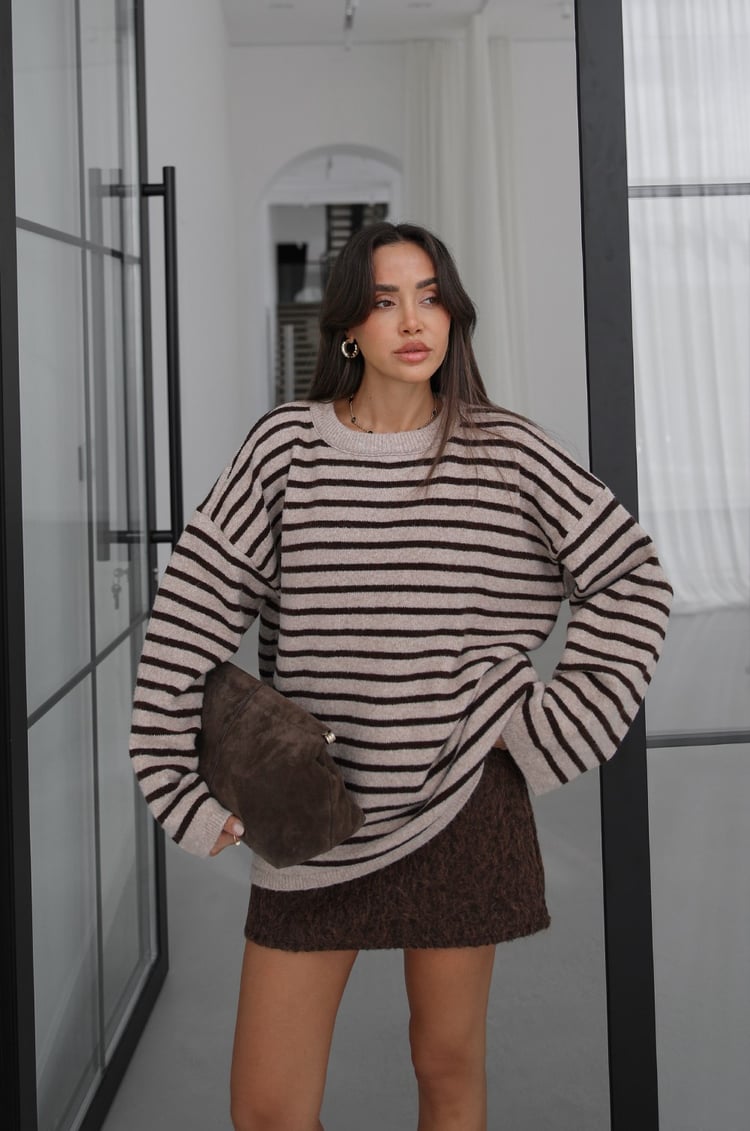 Bej Noyan Oversize Çizgili Triko Kazak