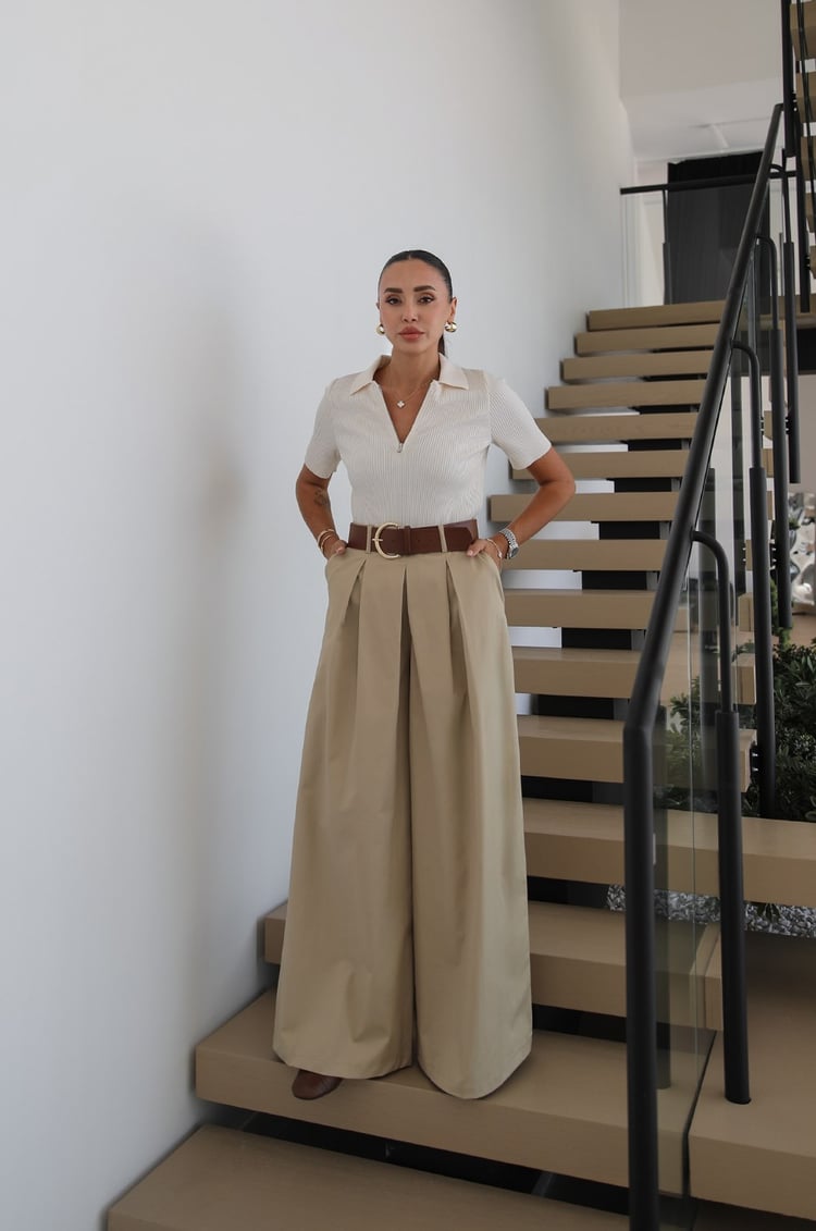 Bej Pilikaşe Detaylı Kemerli Pantolon