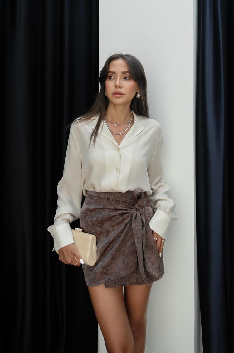 Bej Serene Hafif Transparan Gömlek