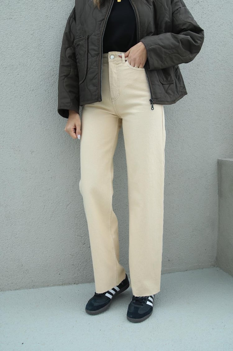 Bej Straight Jean