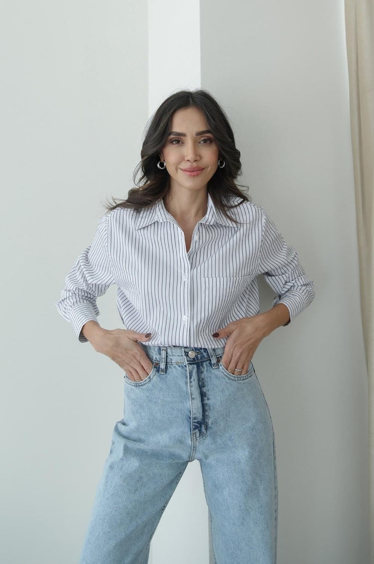 Beyaz Antrasit İnce Çizgili Gömlek