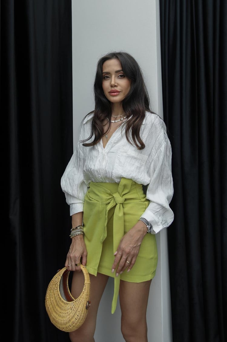 Beyaz Çizgi Detaylı Oversize Gömlek