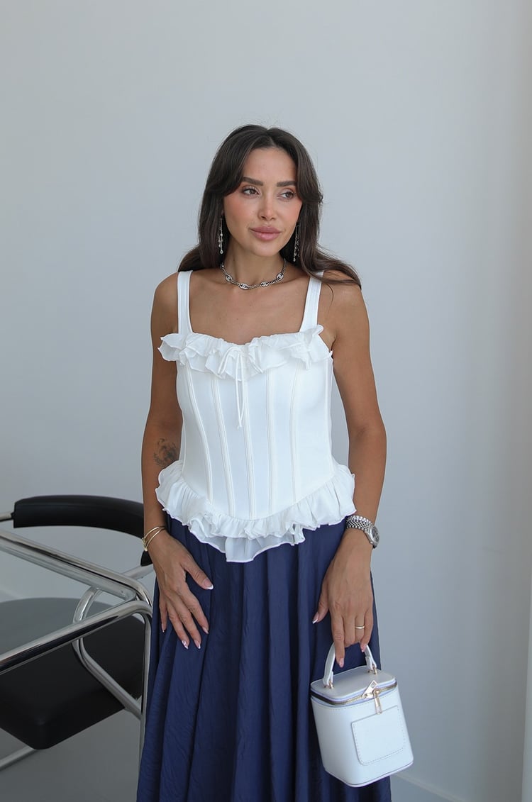 Beyaz Fırfırlı Volanlı Korse Bluz