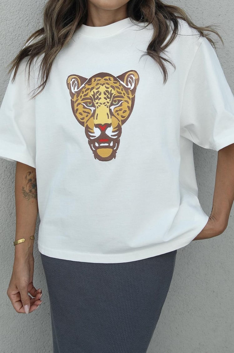 Beyaz Leopar Baskılı Tişört
