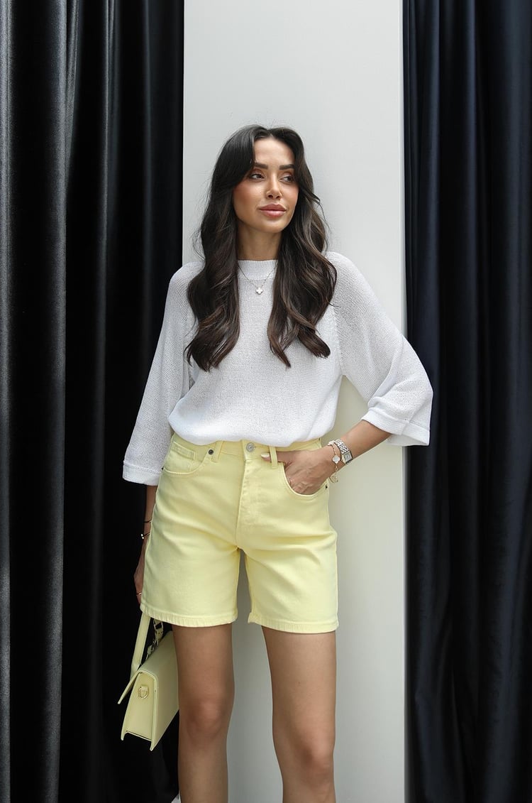 Beyaz Reglanlı Ajurlu Triko