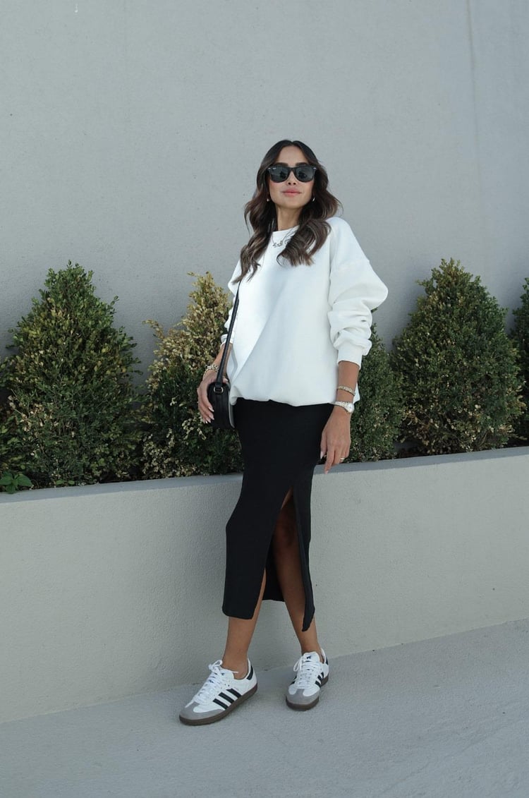 Beyaz Tove Basic Sweatshirt