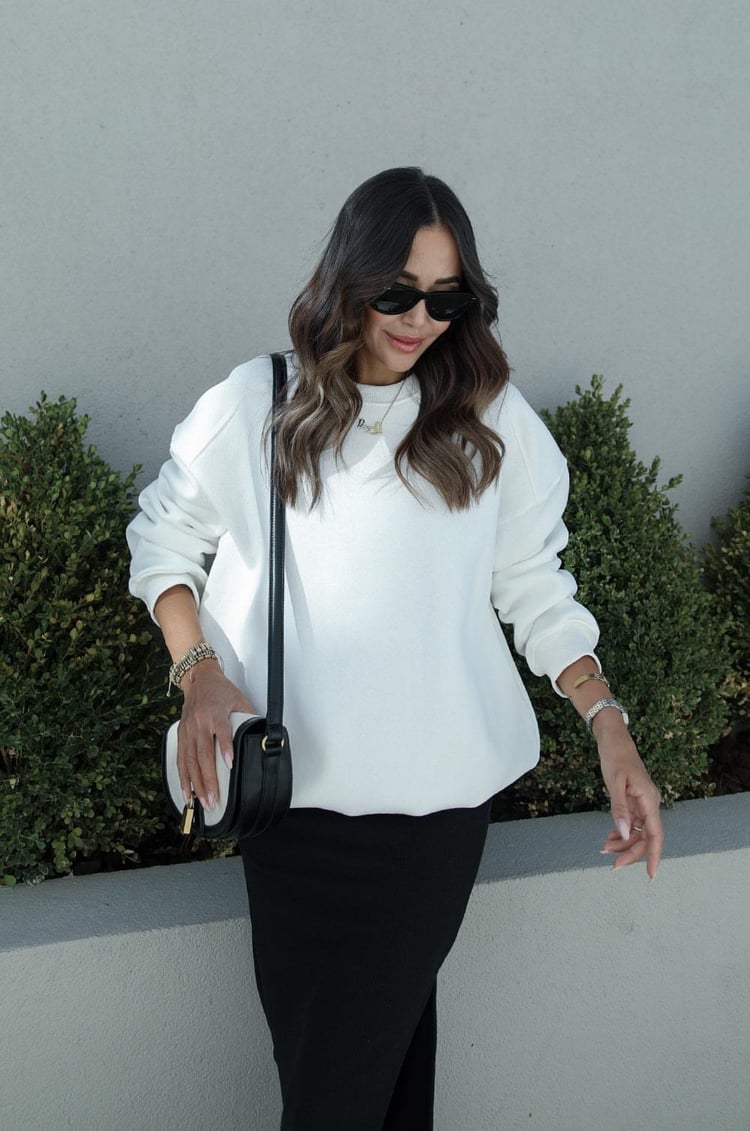 Beyaz Tove Basic Sweatshirt