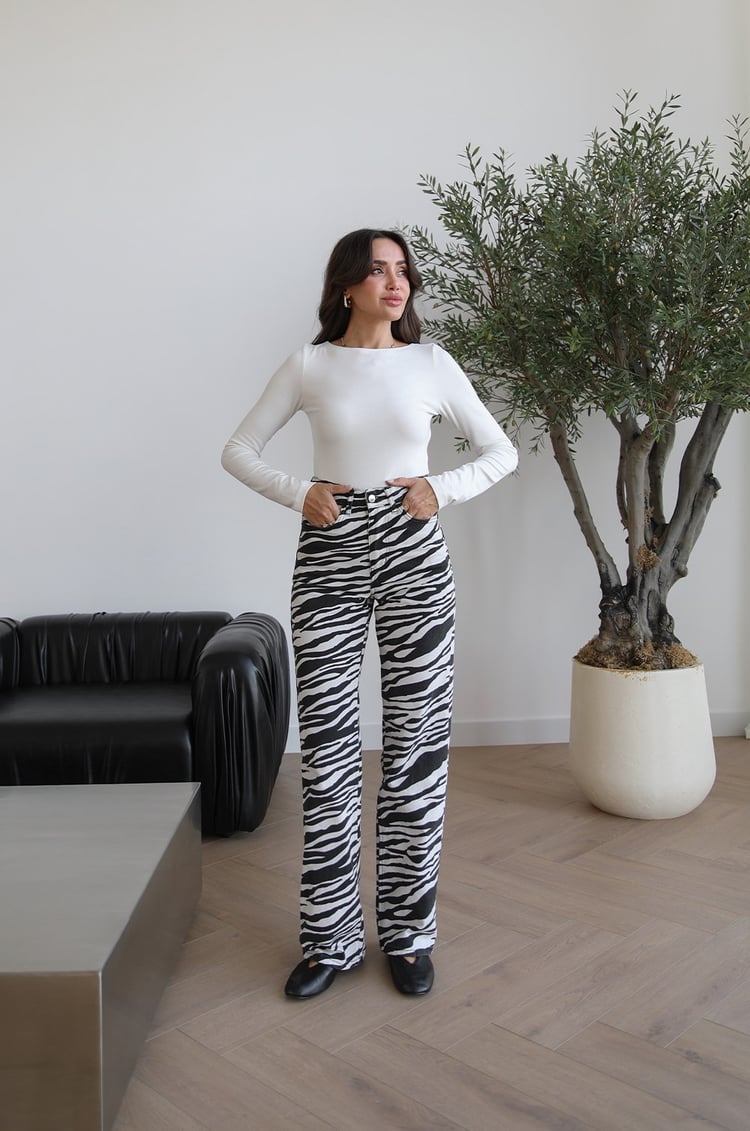 Beyaz Zebra Kuzmina Straight Jean