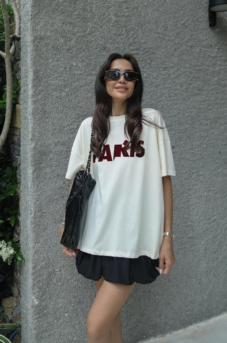 Bordo Paris Baskılı Krem Tişört