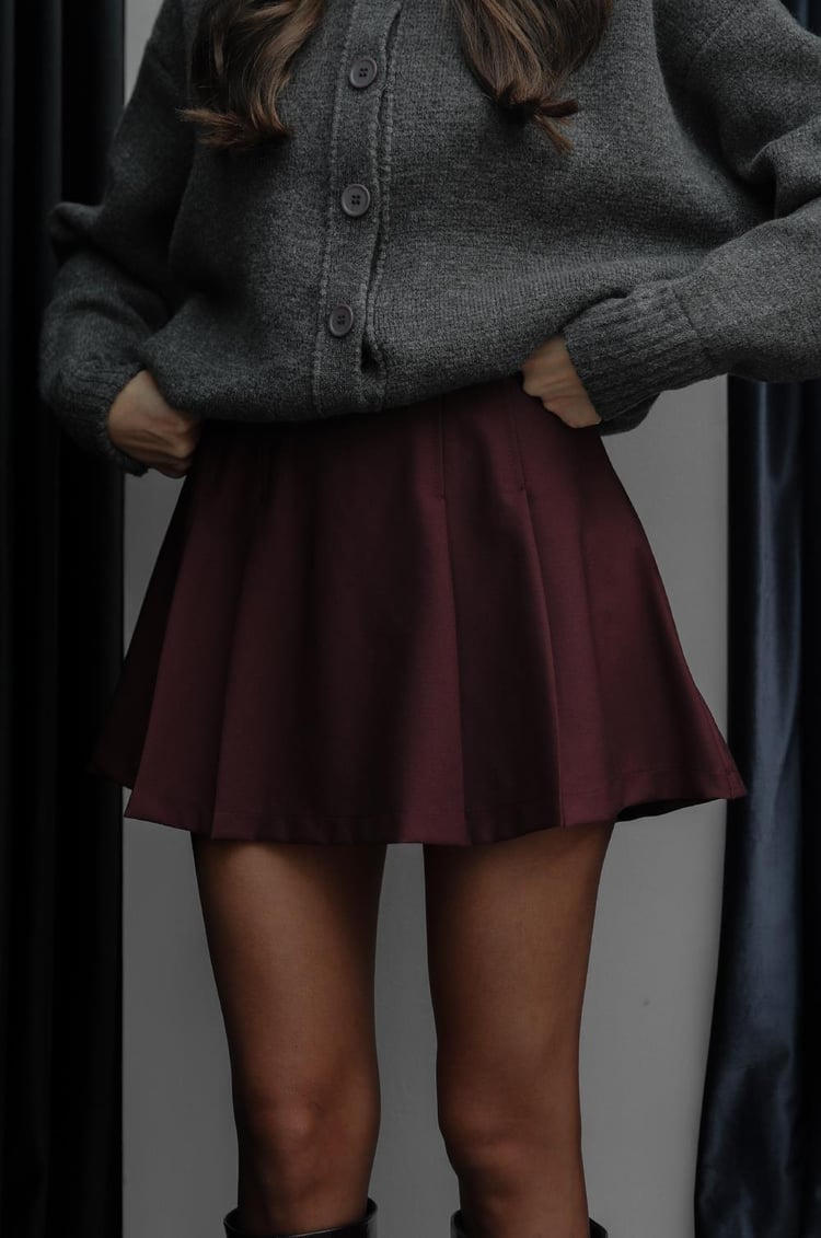 Bordo Pileli Şortlu Mini Etek