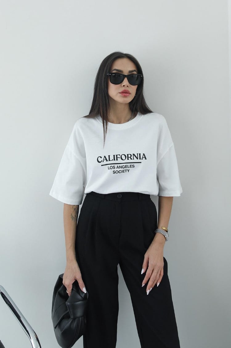 California Baskılı Beyaz Tişört