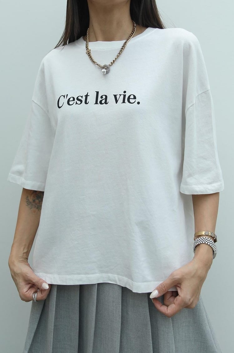 Cest La Vie Baskılı Beyaz Tişört