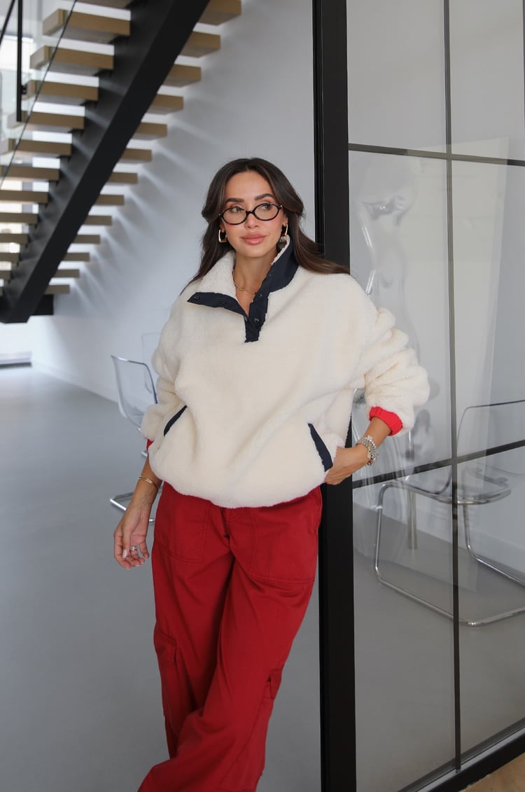 Ekru Arkası Ayıcık Baskılı Polar Sweat