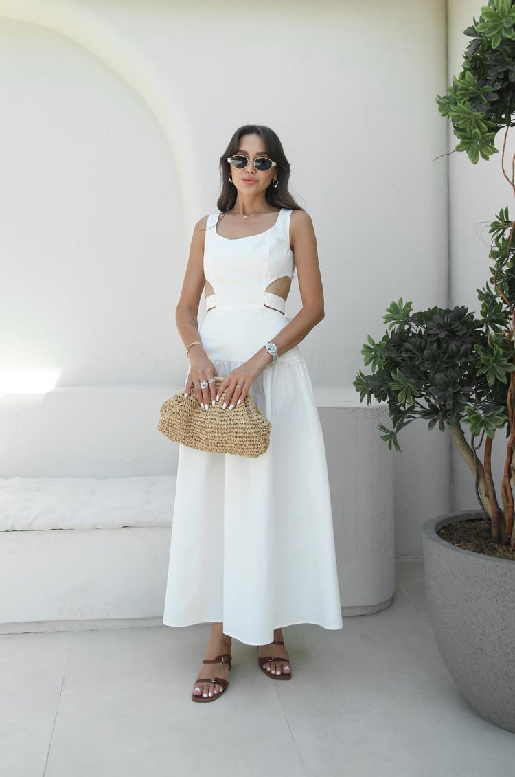 Ekru Arkası Bağlamalı Dekolteli Elbise